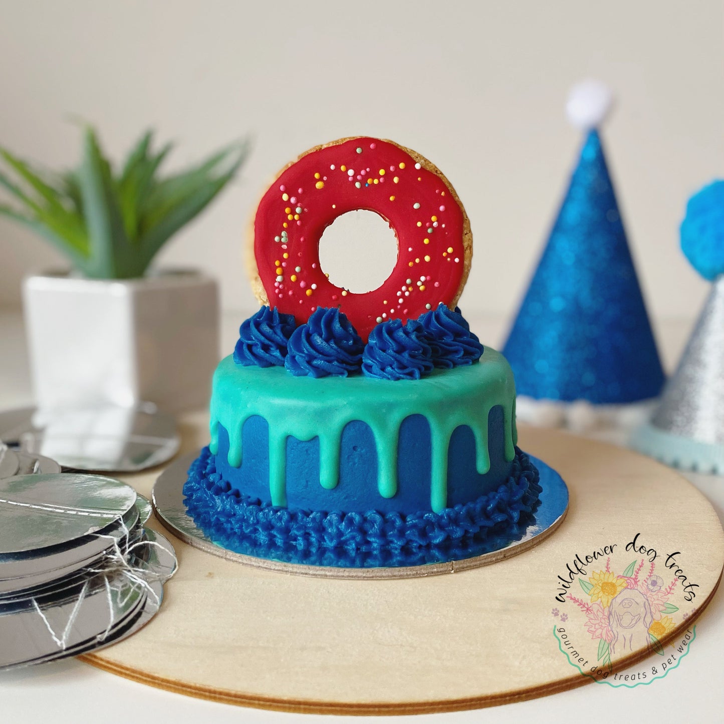 b. Donut Drip Pupcake