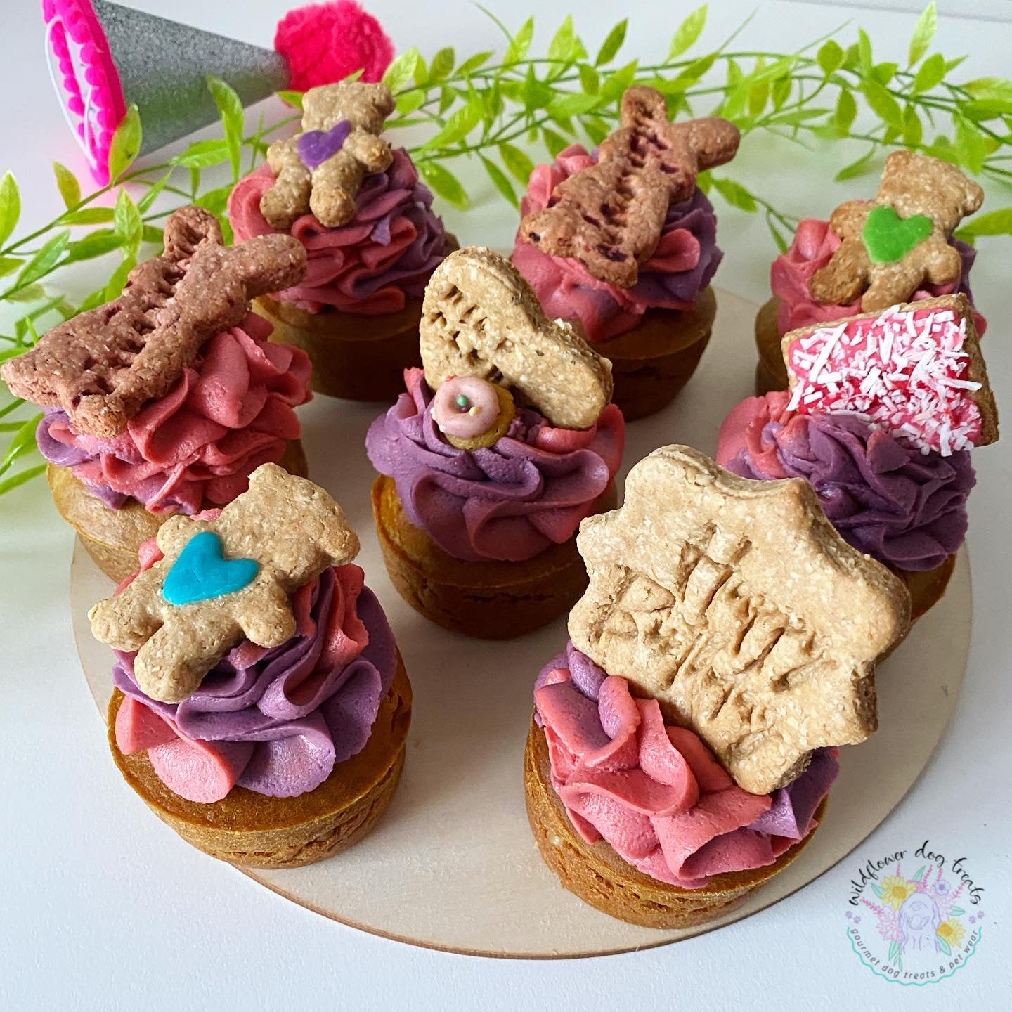 b. Pup-Cupcakes