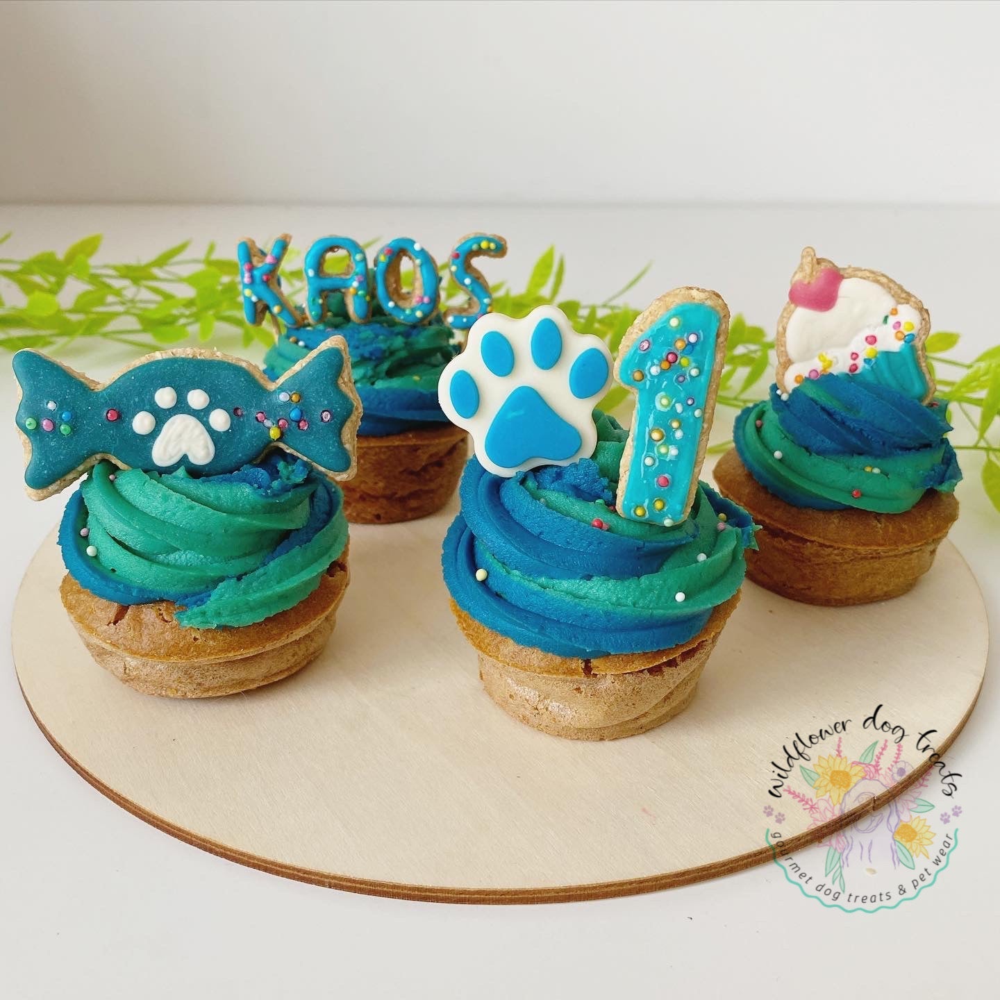 b. Pup-Cupcakes