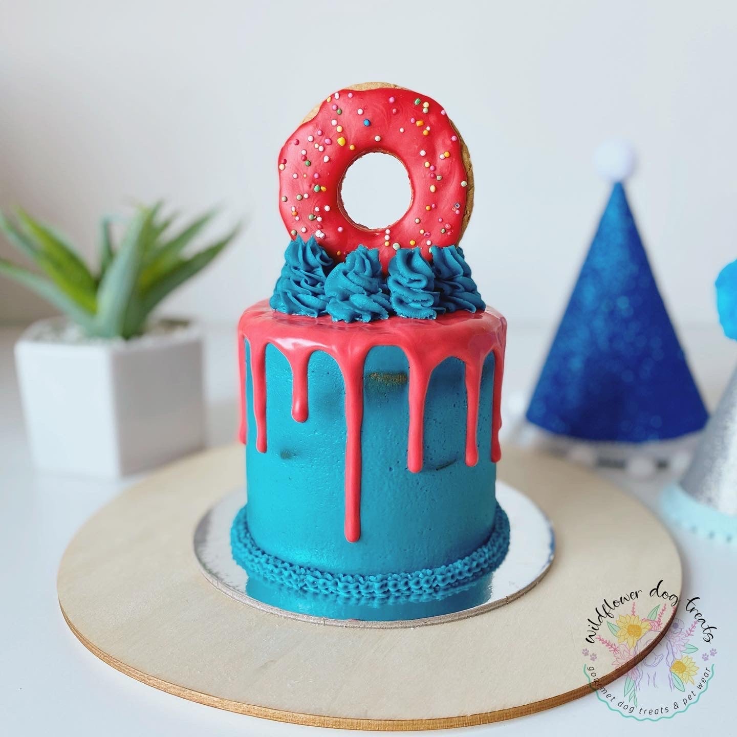 b. Donut Drip Pupcake