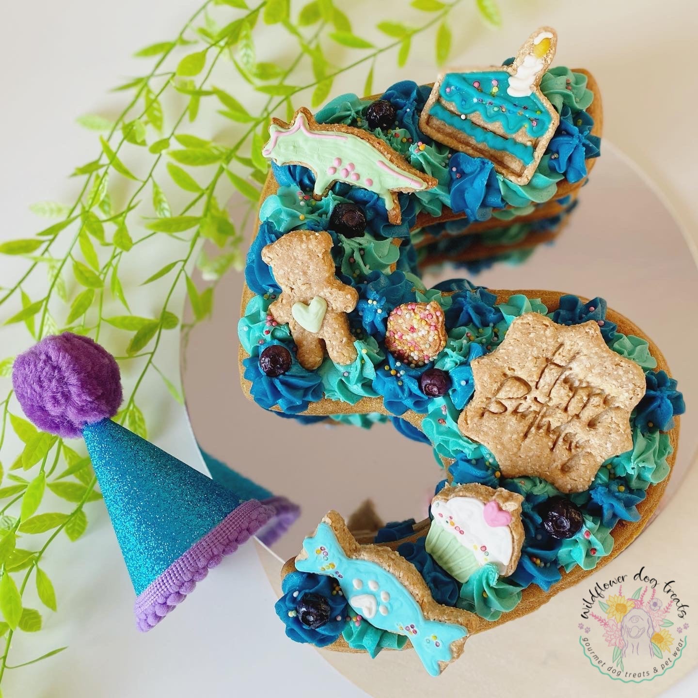 b. Number Pupcake XLarge
