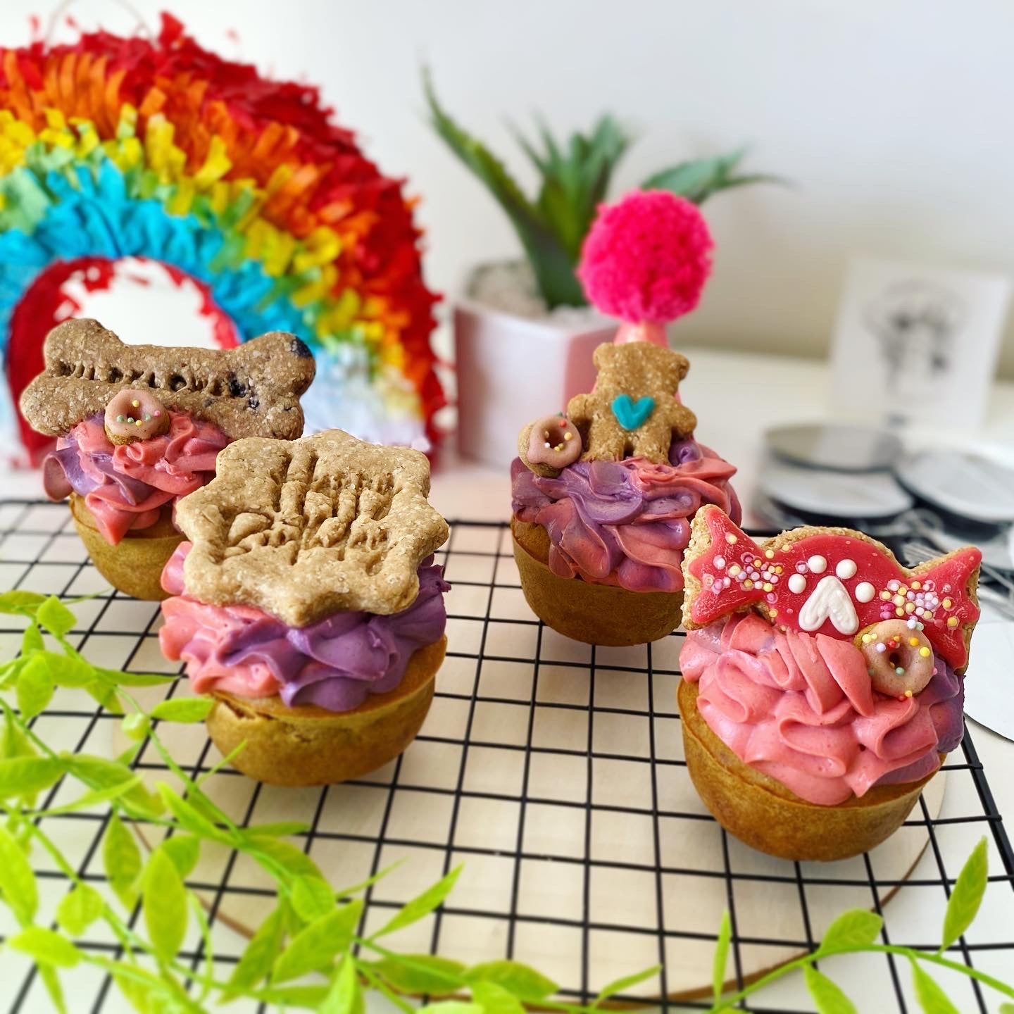 b. Pup-Cupcakes