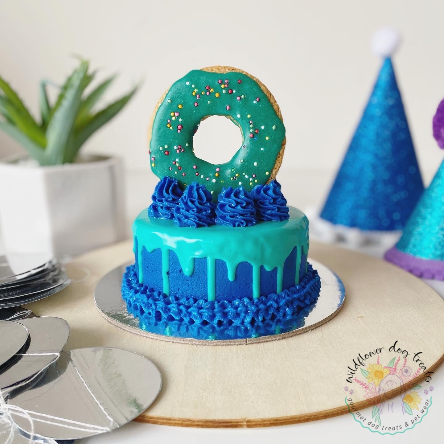 b. Donut Drip Pupcake